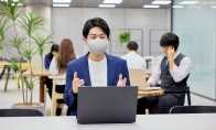 佳能推出可穿戴式静音面罩 以保障人们在公共场合谈话的隐私性